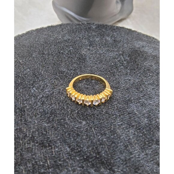 Vintage Gold-Tone Band Ring With Clear Cubic Zirconia Stamped S - Picture 4 of 4